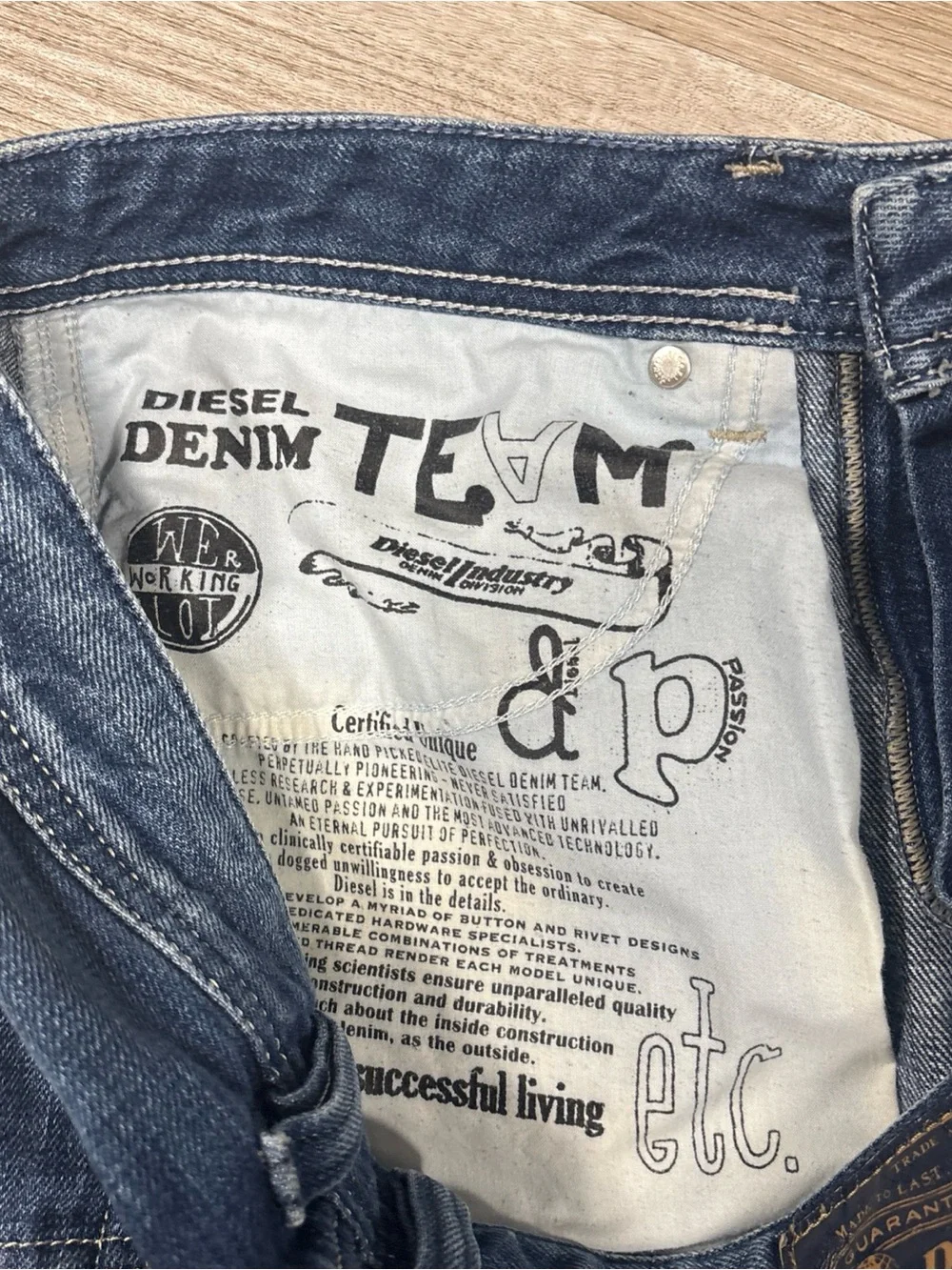Diesel Viker Regular Straight Jeans Mens 32x32 Blue Wash 0074G Button Fly Denim